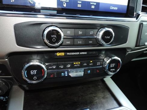 Used 2022 Ford F250 Lariat w/ Tremor Off-Road Package AWD/4WD image 29