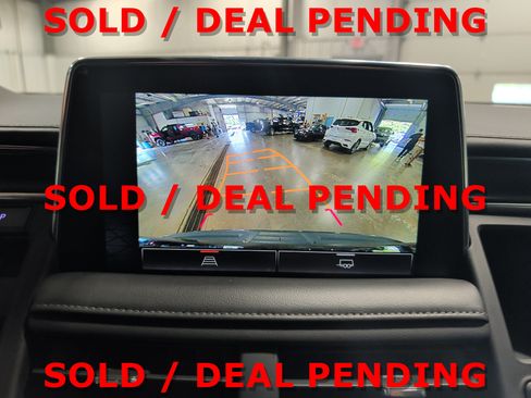 Used 2022 GMC Yukon XL SLE AWD/4WD image 13