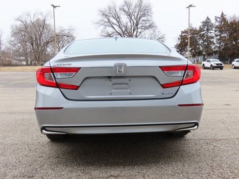 Used 2020 Honda Accord Hybrid image 6