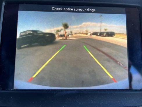 Used 2019 Dodge Charger SXT image 11