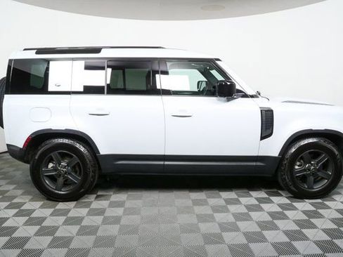 Used 2023 Land Rover Defender 110 S AWD/4WD image 2