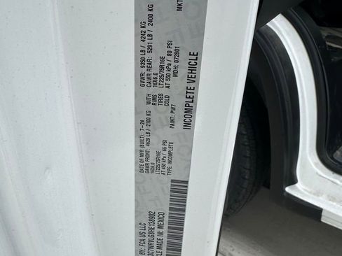 Used 2024 RAM ProMaster 3500 w/ Quick Order Package 22G SLT FWD image 7