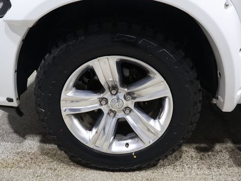 Used 2017 RAM 1500 Sport image 10