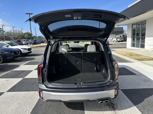 Used 2023 Kia Telluride SX Prestige image 5