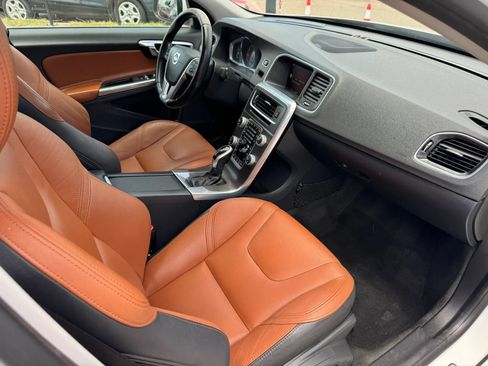 Used 2016 Volvo S60 T5 Inscription Platinum FWD image 22