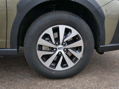 Certified 2025 Subaru Outback Premium image 15
