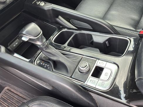 Used 2020 Kia Telluride S image 24