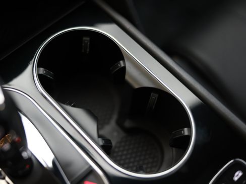 Used 2017 Bentley Bentayga W12 image 57