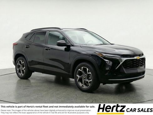 Used 2025 Chevrolet Trax LT w/ LT Convenience Package image 1