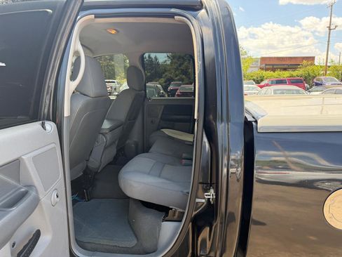 Used 2007 Dodge Ram 1500 Truck SLT RWD image 13