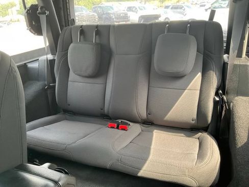 Used 2023 Jeep Wrangler Sport AWD/4WD image 8