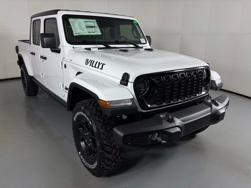New 2026 Jeep Gladiator Willys image 2