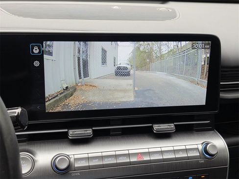 Used 2024 Hyundai Kona SEL image 16