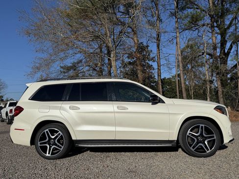 Used 2017 Mercedes-Benz GLS 550 4MATIC image 7