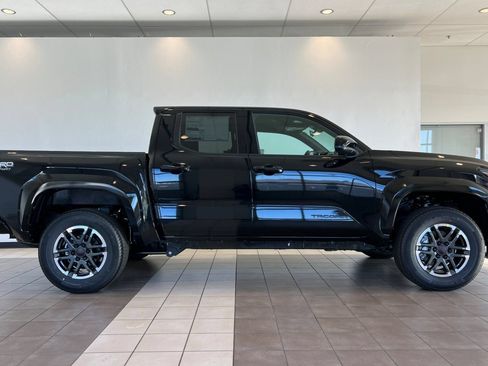 Used 2026 Toyota Tacoma TRD Sport AWD/4WD image 5
