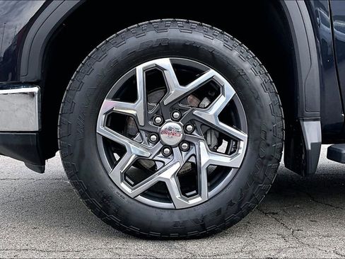 Used 2024 GMC Sierra 1500 SLT w/ SLT Premium Plus Package image 34