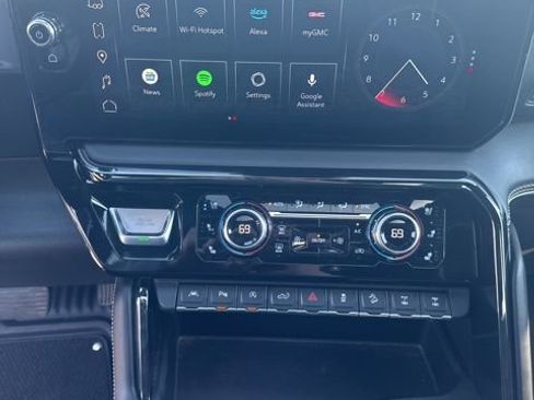 Used 2023 GMC Sierra 1500 AT4X AWD/4WD image 20