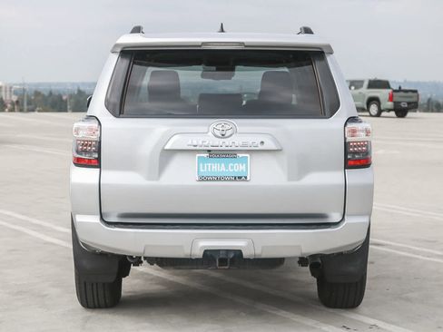 Used 2020 Toyota 4Runner SR5 image 8
