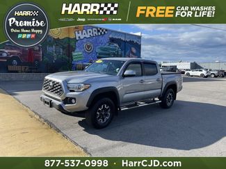 Used 2021 Toyota Tacoma TRD Off-Road w/ Technology Package AWD/4WD video 1