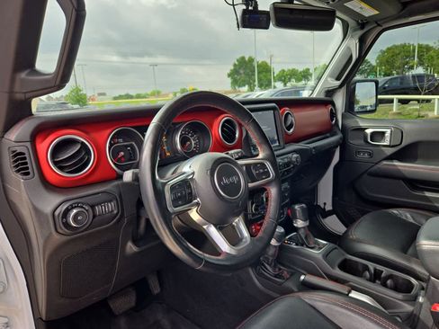 Used 2020 Jeep Wrangler Unlimited Rubicon AWD/4WD image 2