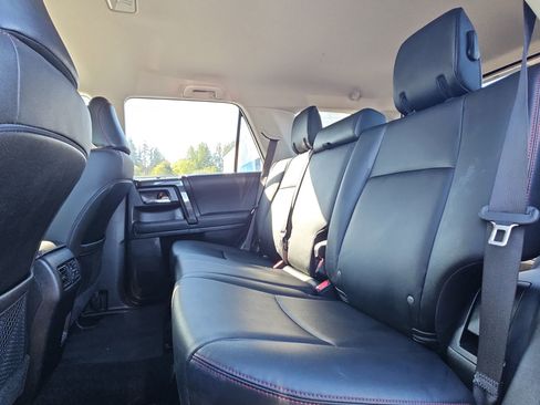 Used 2024 Toyota 4Runner TRD Off-Road Premium image 24