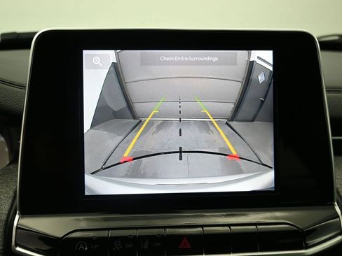 Used 2025 Jeep Compass Latitude image 18