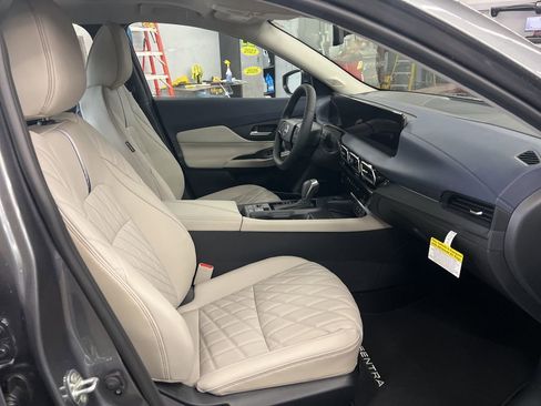 New 2026 Nissan Sentra SL w/ Floor Mat Package FWD image 38