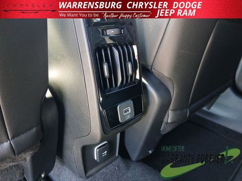 New 2026 Jeep Compass Latitude image 14