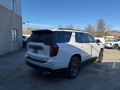 Used 2024 GMC Yukon AT4 w/ AT4 Premium Plus Package image 6