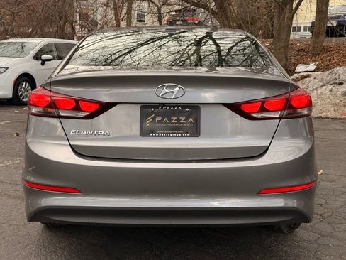 Used 2018 Hyundai Elantra Value Edition FWD image 10