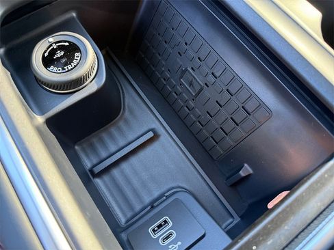 New 2025 Ford Expedition Max Active image 24