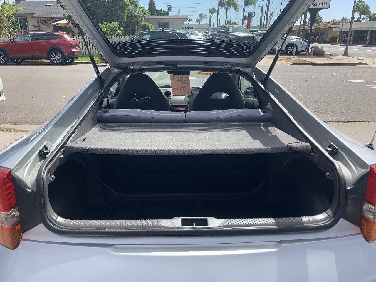 Used 2002 Toyota Celica GT FWD image 15