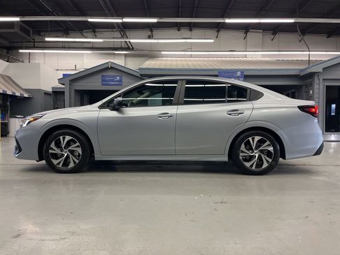 Certified 2025 Subaru Legacy Premium AWD/4WD image 7