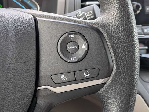Used 2024 Honda Odyssey EX image 24