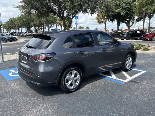 Certified 2025 Honda HR-V LX image 4
