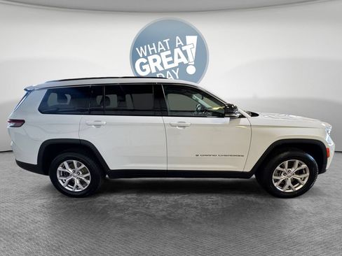 Used 2022 Jeep Grand Cherokee L Limited w/ Trailer Tow Group (B) AWD/4WD image 2