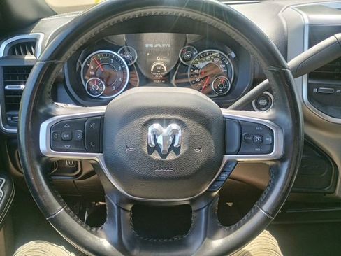 Used 2024 RAM 2500 Big Horn AWD/4WD image 28