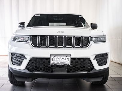 New 2025 Jeep Grand Cherokee Laredo X w/ Luxury Tech Group I