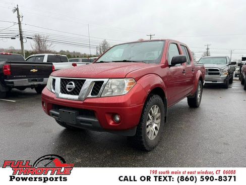 Used 2014 Nissan Frontier SV w/ SV Value Truck Package AWD/4WD image 4