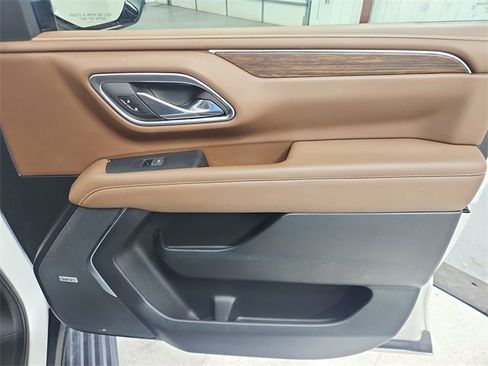 Used 2024 Chevrolet Tahoe High Country w/ Advanced Technology Package image 44