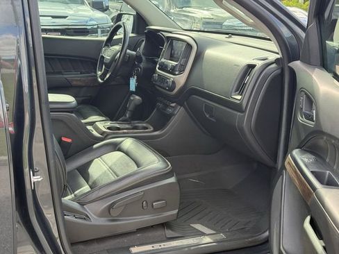 Used 2021 GMC Canyon Denali RWD image 15