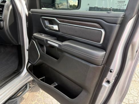 Used 2025 RAM 1500 Laramie w/ Sport Appearance Package AWD/4WD image 11