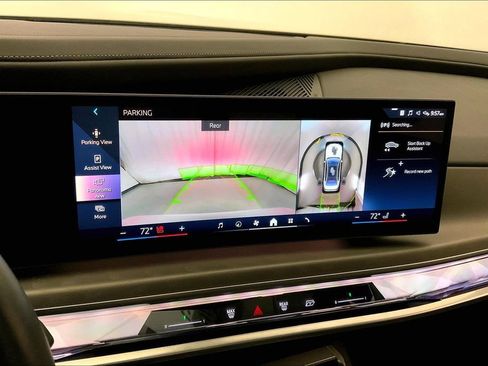 Certified 2023 BMW 760i xDrive AWD/4WD image 17