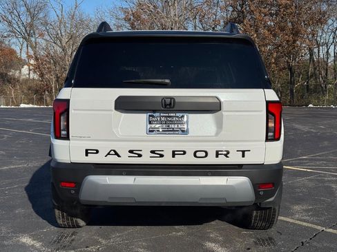 Certified 2026 Honda Passport RTL image 5