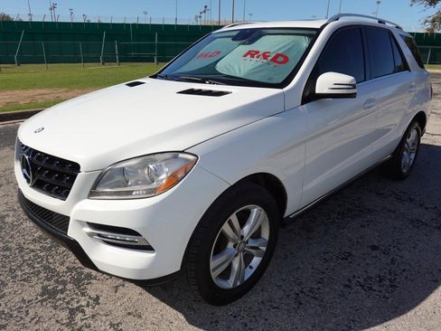 Used 2015 Mercedes-Benz ML 350 4MATIC image 3
