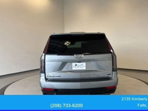 Used 2024 Cadillac Escalade Sport w/ LPO, ONYX Package AWD/4WD image 7