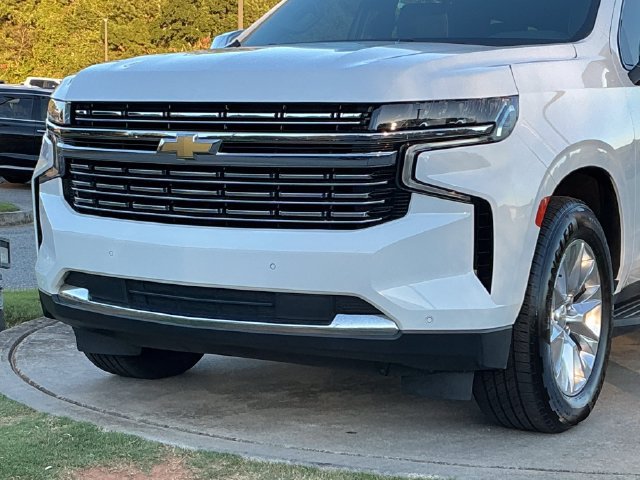 Used 2023 Chevrolet Suburban Premier RWD image 10