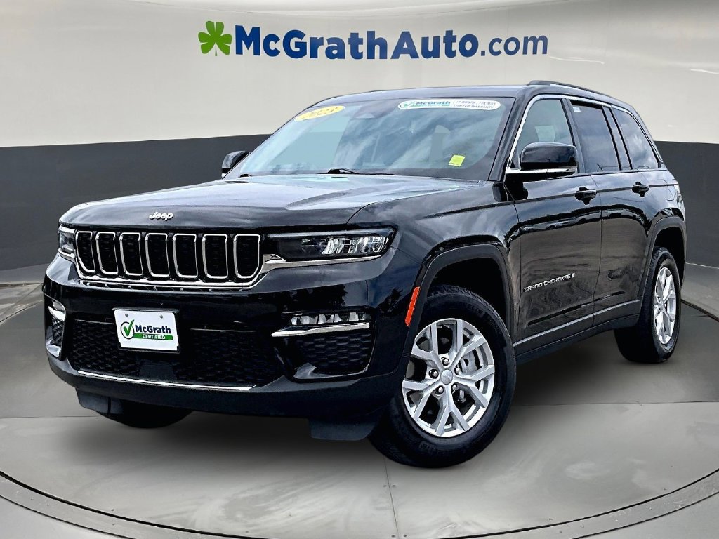 Used 2023 Jeep Grand Cherokee Limited AWD/4WD image 3