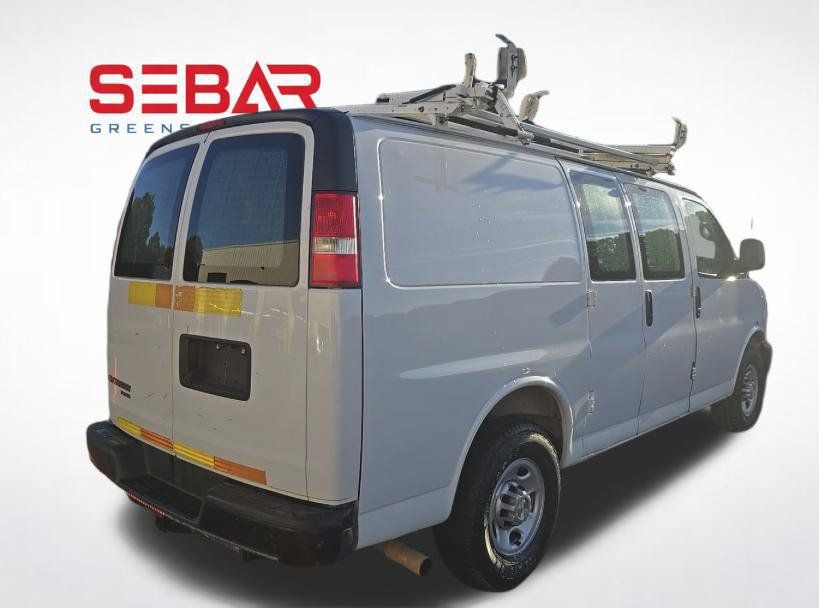 Used 2015 Chevrolet Express 2500 RWD image 14
