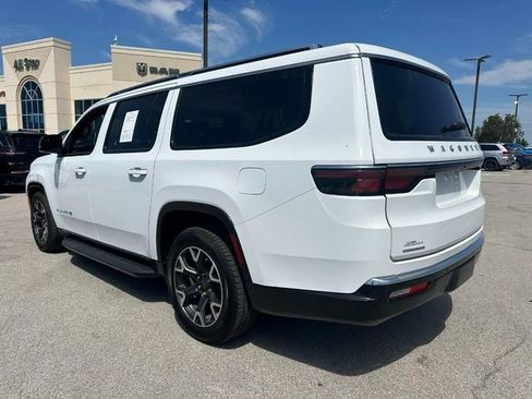 Used 2023 Jeep Wagoneer L Series III w/ Preferred Equipment Group image 7